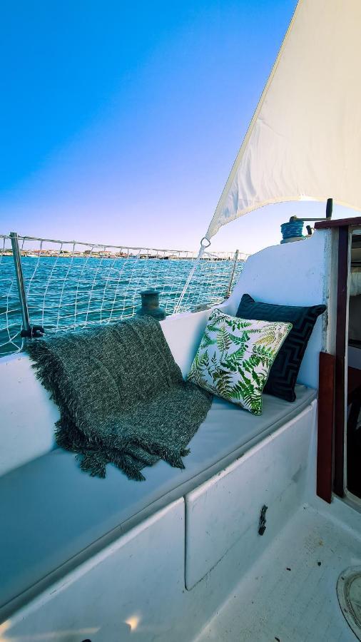 Sirius - Boat House Hotell Olhão Exteriör bild